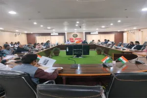 बाराबंकी: 'शहर को अतिक्रमण मुक्त करें व्यापारी, प्रतिष्ठानों पर लगवाएं सीसीटीवी कैमरे'