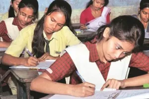 UP Board Exam 2025: प्रैक्टिकल एग्जाम में स्टूडेंट्स की नकल पर लगेगी रोक, सचल दल करेगा निगरानी