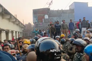 हल्द्वानी: बनभूलपुरा बवाल:  पूरी तैयारी में थे उपद्रवी, पुलिस भी देख कर रह गई हैरान