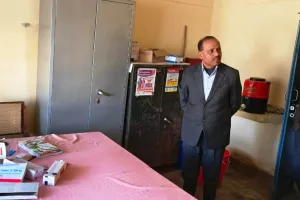 पीलीभीतः डीएम को जमुनिया पीएचसी के निरीक्षण में डॉक्टर मिले गायब, एक दिन का वेतन काटने के दिए निर्देश