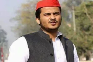 पूर्व विधायक अब्दुल्ला आजम की फिर बढ़ी मुश्किलें, 1.68 करोड़ की स्टांप चोरी में फंसे...भेजा गया नोटिस 