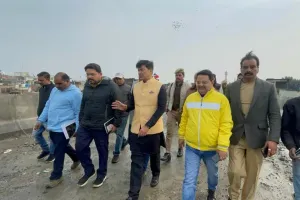 बरेली: महापौर ने कुतुबखाना ओवरब्रिज का किया निरीक्षण, 20 से 25 फरवरी तक ट्रैफिक दौड़ने की जताई उम्मीद