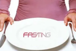 व्रत रखना हमारे शरीर के लिए भी होता है काफी फायदेमंद, यहां जानें इसके फायदे 