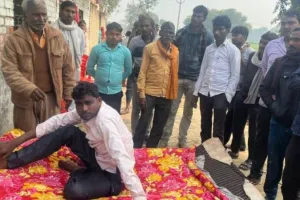 Fatehpur: अपनी ही बारात में टल्ली होकर पहुंचा दूल्हा... जनवासे में सोता आया नजर, दुल्हन बोली- नहीं करूंगी शादी