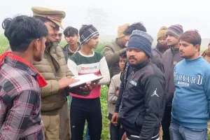 कासगंज: लापता शख्स का बंबा के किनारे मिला शव, परिजनों ने लगाया हत्या का आरोप