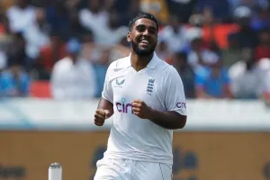 IND vs ENG : रेहान अहमद को राजकोट एयरपोर्ट पर रोका गया, वीजा को लेकर सामने आई वजह