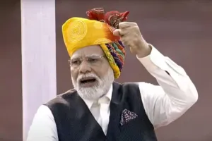 पश्चिम बंगाल: PM मोदी ने 15,000 करोड़ की परियोजनाओं का किया उद्घाटन, बोले- रोजगार के अवसर होंगे पैदा