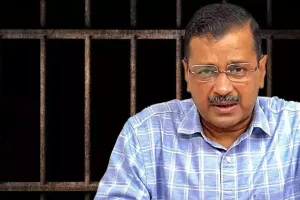 केजरीवाल ने पुलिस अधिकारी को हटाने की मांग की, अदालत ने CCTV फुटेज संरक्षित करने को कहा 