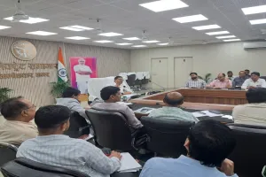 अंबेडकरनगर: आचार संहिता लागू होते ही हटाएं बैनर और पोस्टर