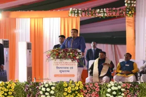 इंडियन आयल जल्द शुरू करेगा 400 एथेनाल पम्प :नितिन गडकरी 