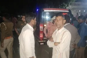 फर्रुखाबाद: सड़क दुर्घटना में सेना के जवान सहित तीन की मौत