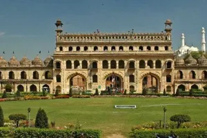 International Women's Day: Free में देखें लखनऊ का इमामबाड़ा, नहीं लगेगा कोई शुल्क