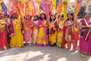 बहराइच: श्याम भक्तों ने निकाली निशान यात्रा, खाटू श्याम के जयकारे लगाते हुए नगर और ग्रामीण क्षेत्रों में किया भ्रमण