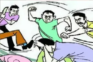 मुरादाबाद: जेई बिजली से मारपीट, समय पर बिल न देने और मनमानी का आरोप