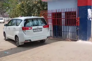 Banda: Mukhtar Ansari की मौत के मामले में जिला कारागार पहुंचे अधिकारी...न्यायिक जांच के लिए गरिमा सिंह की गई नामित