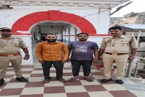 लखनऊ: बस यात्री के कान काटने के मामले में जागा रोडवेज प्रशासन!, चालक को किया ब्लैक लिस्ट, परिचालक कार्यमुक्त