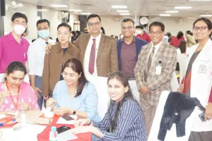 लखनऊ: दांतों के यह डॉक्टर कृत्रिम अंगों से एक हजार से अधिक लोगों को दे चुके हैं नई जिंदगी, दंत चिकित्सा पर दी विशेष जानकारी