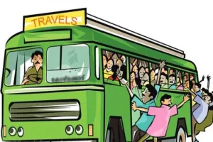 लखनऊ: होली पर भीड़ के चलते खूब दौड़ी डग्गामार बसें, संचालकों ने काटी चांदी