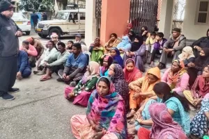 रामनगर:  वन भूमि खाली कराने की मुनादी से मचा हड़कंप 