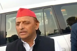 अब ‘कन्नौज की बेटी’ के साथ नाइंसाफी.., अखिलेश का आरोप- पिता के पहुंचने से पहले पुलिस ने जबरदस्ती कराया रेप पीड़िता का अंतिम संस्कार 