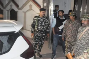 ED Raid On Irfan Solanki: उजाला होने से पहले घरों में दाखिल हुई ईडी...CCTV कनेक्शन काटे, मुंबई भी पहुंची एक टीम