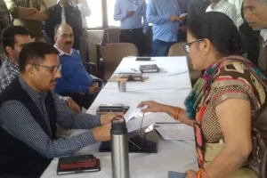 Kanpur: तहसील समाधान दिवस में डीएम व सीडीओ ने सुनी फरियादियों की समस्याएं; कई समस्याओं का मौके पर किया निस्तारण...