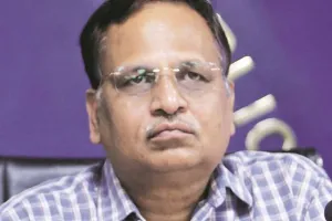 सुप्रीम कोर्ट ने सत्येंद्र जैन की नियमित जमानत याचिका की खारिज, फौरन सरेंडर कर जाना होगा जेल 