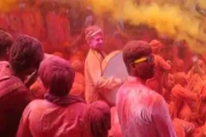 मथुरा: बरसाना में आज खेली जाएगी लड्डू होली, सात दिन जमकर होगी अबीर-गुलाल की बारिश 