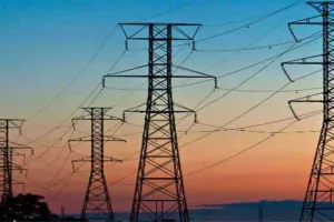 Kanpur News: केस्को की ये लापरवाही लोगों को पड़ रही भारी...मार्च में ही शहरवासियों को रुला रही बिजली