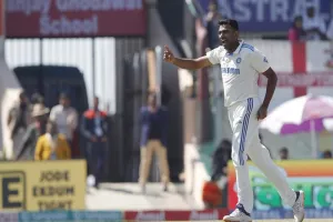 IND vs ENG : धर्मशाला में अश्विन ने गुरु अनिल कुंबले को छोड़ा पीछे, बोले- अभिभूत हूं, टेस्ट जीतो और विकेट लो..