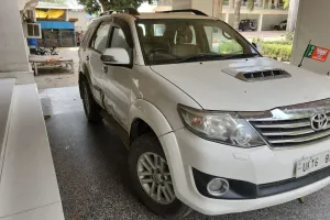 रुद्रपुर: हादसा या हमला: बाल-बाल बचा पूर्व विधायक शुक्ला का परिवार