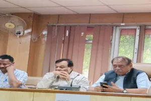 लखनऊ: हीट वेव से बचाव के लिए सिविल डिफेंस रहेगा सक्रिय, चाय-कॉफी और कोल्ड ड्रिंक से बनाएं दूरी-फॉलो करें ये सलाह   