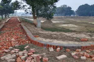 अयोध्या: वित्तीय संकट में फंसे हैं बड़े सपनों वाले अमृत सरोवर.., साल भर में बना केवल एक