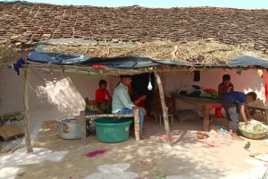 चित्रकूट: मिल गई दुल्हन, पुलिस ने मायकेवालों को किया सुपुर्द, ससुराल से गहने लेकर गायब हो गई थी नवविवाहिता