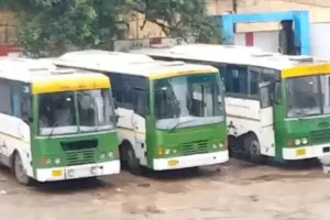 लखनऊ: रोडवेज अनुबंधित बस मालिकों की बढ़ी मुसीबतें, बगैर रूट का सर्वे कराए दौड़ा दी बसें