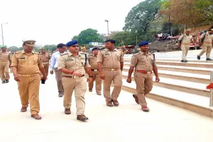 चैत्र नवरात्रि मेला-2024: विन्ध्याचल धाम में होगी कड़ी सुरक्षा व्यवस्था, डीएम-एसपी ने किया निरीक्षण 