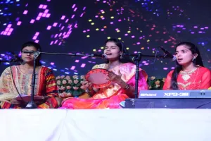 जन्मोत्सव की प्रतीक्षा में रामनाम से गुंजायमान अयोध्या.., देवगीत और राम भजन से आस्था में डूबी रामनगरी