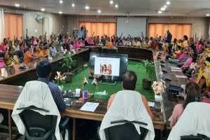 बाराबंकी: महिलाएं मतदान करके लोकतंत्र में करें भागीदारी, सीडीओ की अध्यक्षता में हुई कार्यशाला