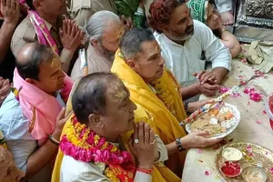 रॉबर्ट वाड्रा ने बांकेबिहारी के किए दर्शन, बोले- अयोध्या हो या मथुरा, वह हर जगह को एक तरह से देखते हैं 