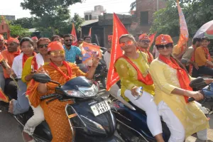 अयोध्या: आरती व पल्लव अरदास के साथ हुआ बहिराणा साहिब का विसर्जन, मनमोहक झांकियों के साथ हुआ डांडिया