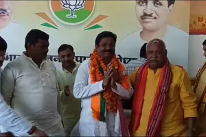 अयोध्या: भाजपा में शामिल हुए करुणाकर पांडेय का हुआ स्वागत