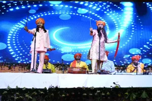 अयोध्या: जुग जुग जियसु ललनवा, अंगनवा के भाग जागल हो... रामोत्सव में गीत-संगीत और नृत्य से  मची धूम