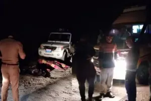 नैनीताल के बेतालघाट में पिकअप खाई में गिरी, 8 लोगों की मौत 2 घायल