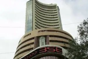 शेयर बाजारों में लगातार दूसरे दिन तेजी, सेंसेक्स 224 अंक की बढ़त के साथ हुआ बंद, जानिए निफ्टी का हाल