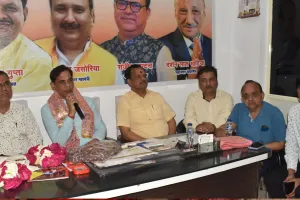 बरेली: '2019 में हुई थी चूक, इस बार सही प्रत्याशी चुनें', व्यापारियों की समस्याओं पर बोले उद्योग व्यापार मंडल के प्रांतीय अध्यक्ष