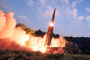 उत्तर कोरिया ने किया हाइपरसोनिक मिसाइल का सफल परीक्षण, किम जोंग उन ने बताया देश की रक्षा के लिए आक्रामक हथियार