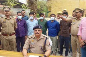 Mahoba: करोड़ों रुपये की हेराफेरी करने वाले पांच आरोपी गिरफ्तार...ये सामान हुआ बरामद, इस तरह करते थे फर्जीवाड़ा