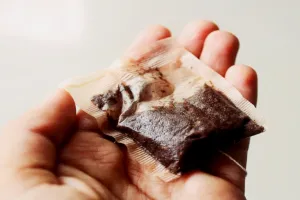 एक tea bag से कर सकते है गंदे बर्तनों को साफ़, जानिए ये आसान ट्रिक !