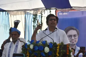 Unnao में बसपा के राष्ट्रीय कोर्डिनेटर आकाश आनंद ने उम्मीदवार अशोक पांडेय के समर्थन में की जनसभा, बोले- युवाओं की नौकरी छीनकर राशन दे रही BJP