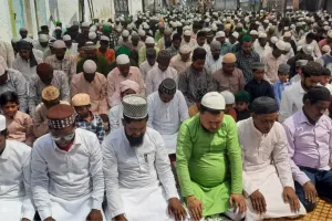 Alvida Jumma 2024: उन्नाव में अलविदा की नमाज समाप्त होते ही खिले नमाजियों के चेहरे...अधिकारी करते रहे भ्रमण
